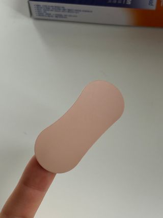 3M 넥스케어 물집방지쿠션테이프 1매 + 물집방지패드 10매 — 5점을 준 리뷰어가 2024년 3월 올린 사용 사진