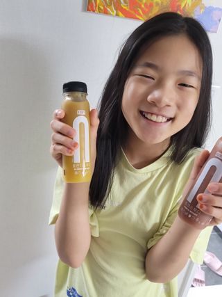 BLENDY'S 핑크 스무디+블론디 스무디 — 5점을 준 리뷰어가 2021년 9월 올린 사용 사진