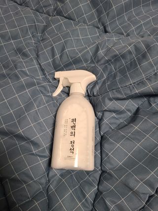 편백의정석 편백의 정석, 피톤치드스프레이 살균 천연 탈취제 집먼지 진드기 이불 침대 매트리스 새집중후군 천연 살균제 — 3.5점을 준 리뷰어가 2021년 4월 올린 사용 사진