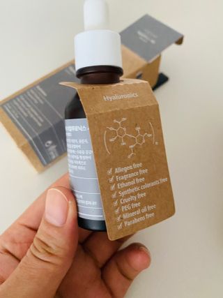 마리엔메이 히알루로닉스 세럼 ,나이아신아마이드 모과 세럼, 마린콜라겐 세럼, 청귤 흰목이버섯 추출물 세럼 — 3점을 준 리뷰어가 2021년 10월 올린 사용 사진