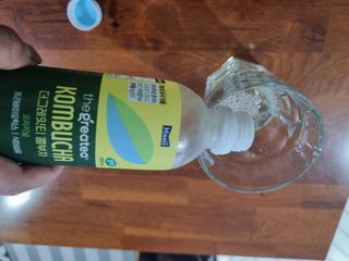 더그레잇티 콤부차 [매일유업] 더그레잇티 44kcal 콤부차 300ml *12개입 (오리지널 6개+베리리치 6개) — 5점을 준 리뷰어가 2023년 7월 올린 사용 사진