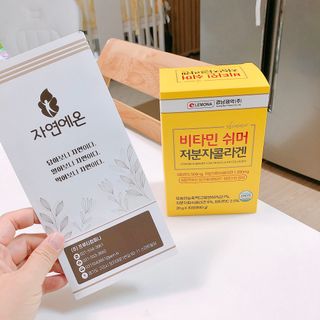 자연에온 경남제약 비타민 쉬머 저분자콜라겐 20g x 30포 — 5점을 준 리뷰어가 2021년 12월 올린 사용 사진