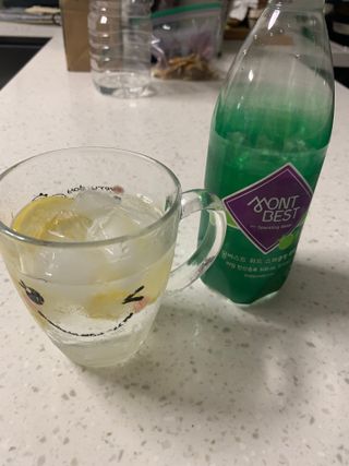 몽베스트 Montbest with Sparkling water Lime20병 — 4점을 준 리뷰어가 2022년 8월 올린 사용 사진