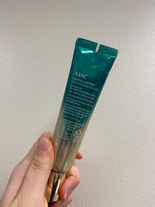 [NEW 탄력유턴 아이크림] AHC 유스 래스팅 리얼 아이크림 포 페이스 — 5점을 준 리뷰어가 2021년 2월 올린 사용 사진