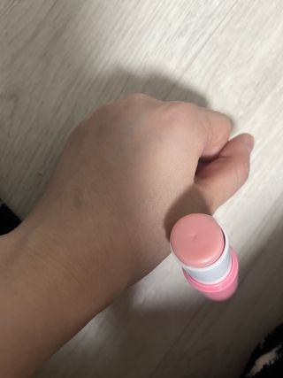 스킨큐어 산다화 카멜리아 안티 링클 멀티밤 — 5점을 준 리뷰어가 2022년 12월 올린 사용 사진