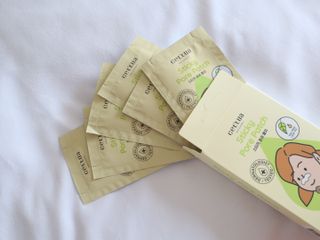 세뚜아(Cettua) 세뚜아 스티키 포어 패치 Cettua Sticky Pore Patch — 4.5점을 준 리뷰어가 2023년 7월 올린 사용 사진