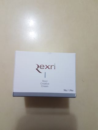 렉스리 크리에이티브 크림  Rexri Creative Cream — 5점을 준 리뷰어가 2021년 10월 올린 사용 사진