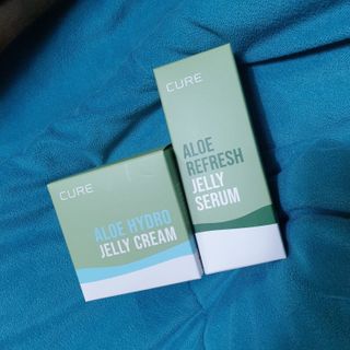 김정문알로에 큐어 큐어 알로에 리프레쉬 젤리 세럼, 큐어 알로에 하이드로 젤리 크림 — 4점을 준 리뷰어가 2021년 4월 올린 사용 사진