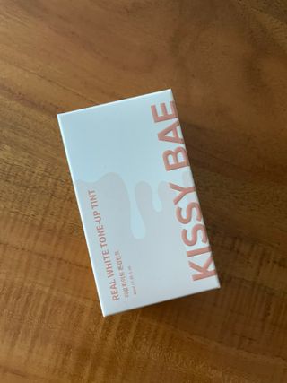 KISSY BAE 키시베이 키시베이 리얼화이트 톤업틴트 — 4점을 준 리뷰어가 2021년 8월 올린 사용 사진