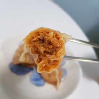 삼양냉동 [삼양] 얇은피불닭왕교자+얇은피까르보불닭왕교자 총4팩 — 5점을 준 리뷰어가 2021년 2월 올린 사용 사진