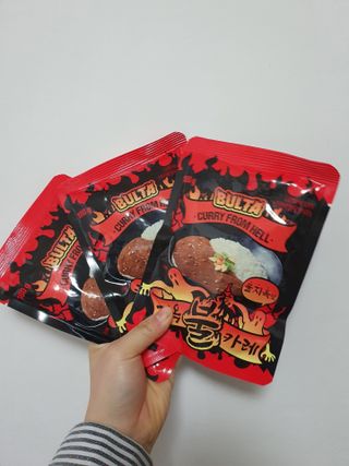 불타 지옥불카레 불지옥맛 180g x 3봉 — 5점을 준 리뷰어가 2021년 6월 올린 사용 사진
