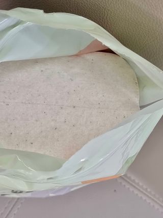 디어엘로디 유기농 무표백 건티슈 60매 — 5점을 준 리뷰어가 2022년 8월 올린 사용 사진