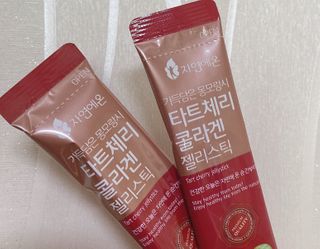 자연에온 가득담은 몽모랑시 타트체리 콜라겐 젤리스틱 — 5점을 준 리뷰어가 2021년 1월 올린 사용 사진