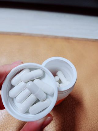 프리마인 성큼다가온 봄, 이너뷰티를 챙겨야 피부도 화사하게, 컨디션도 활기차게. 흡수율을 높인 고효율 비타민. — 5점을 준 리뷰어가 2022년 9월 올린 사용 사진