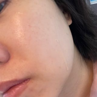 스킨큐어 산다화 비타민c 화이트닝 에센스 30ml — 5점을 준 리뷰어가 2023년 12월 올린 사용 사진