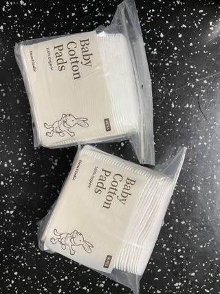 디어엘로디 프리미엄 유기농 베이비 솜티슈 40매 3 + 1 PACK — 5점을 준 리뷰어가 2021년 3월 올린 사용 사진