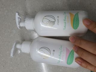 mom e 맘이 내추럴 베이비 케어 샴푸앤바스+로션 — 5점을 준 리뷰어가 2021년 1월 올린 사용 사진