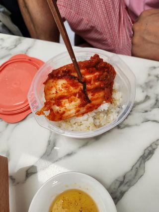셰프애찬 알배기 겉절이 김치 1kg — 5점을 준 리뷰어가 2022년 11월 올린 사용 사진