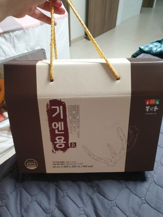 [몸엔용] 무더운 날씨에 국산녹용 기엔용으로 몸보신 50ml x 30포 — 5점을 준 리뷰어가 2021년 6월 올린 사용 사진