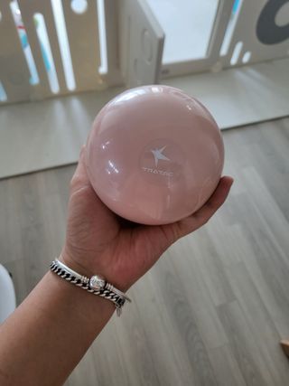 트라택 쿠셔닝 웨이트볼 0.5kg + 1kg SET — 5점을 준 리뷰어가 2022년 6월 올린 사용 사진