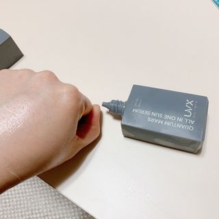 UVX 퀀텀 마스 올인원 선세럼 — 5점을 준 리뷰어가 2024년 2월 올린 사용 사진