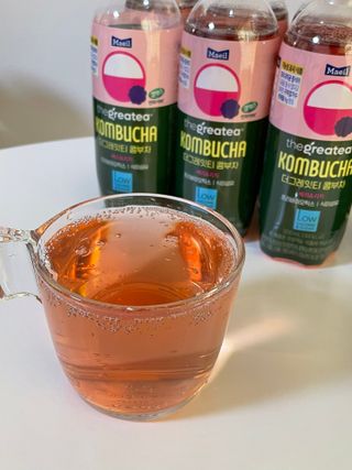 더그레잇티 콤부차 [매일유업] 더그레잇티 44kcal 콤부차 300ml *12개입 (오리지널 6개+베리리치 6개) — 5점을 준 리뷰어가 2023년 8월 올린 사용 사진