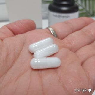 메디타민 원헌드레드 NAG — 5점을 준 리뷰어가 2021년 9월 올린 사용 사진