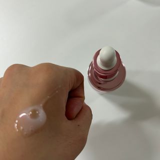 나우 [리브엠] 123억개 엑소좀으로 채운 눈부신 광채, 엑소코어 화이트닝 텐션 앰플 — 5점을 준 리뷰어가 2023년 7월 올린 사용 사진