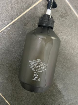 르핸스 퍼포밍 5 샴푸 비반트 포렛/베티버 포그 — 5점을 준 리뷰어가 2023년 2월 올린 사용 사진
