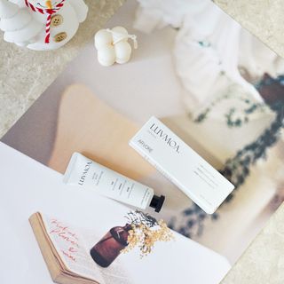 러브모아 향수 고체향수 승무원 고체향수 바르는 향수 니치향수 도손 우드세이지 앤 씨솔트 — 4.5점을 준 리뷰어가 2022년 12월 올린 사용 사진