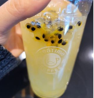몽베스트 Montbest with Sparkling water Plain 20병 — 5점을 준 리뷰어가 2022년 7월 올린 사용 사진