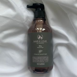 마리앤루이펫샴푸 [mari and louie pet shampoo] — 4점을 준 리뷰어가 2021년 5월 올린 사용 사진