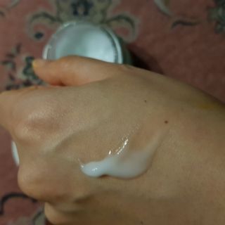 김정문알로에 큐어 큐어 알로에 리프레쉬 젤리 세럼, 큐어 알로에 하이드로 젤리 크림 — 5점을 준 리뷰어가 2021년 4월 올린 사용 사진