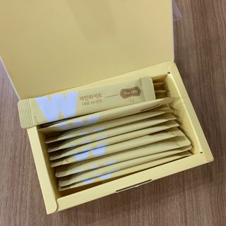 디오르 파인화이트 — 5점을 준 리뷰어가 2022년 2월 올린 사용 사진