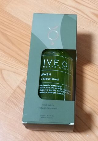 올리브 오일 스킨케어 컴퍼니 [OOSC] 촉촉 깨끗 내추럴리 너리시드 핸드워시 500ml — 5점을 준 리뷰어가 2021년 5월 올린 사용 사진