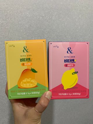 비타앤C 레몬맛, 망고맛 — 5점을 준 리뷰어가 2021년 4월 올린 사용 사진