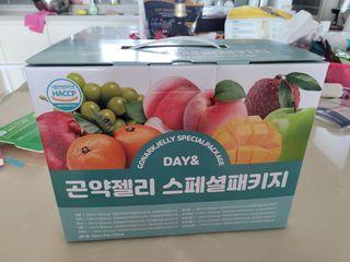 참앤들황토농원 10가지 맛, 입맛대로 스페셜하게~ 가볍게 한 포 땡! 곤약젤리 스페셜 패키지 130ml x 30포 — 5점을 준 리뷰어가 2022년 12월 올린 사용 사진