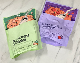 [푸딩팩토리] 요잇조잇 닭갈비 닭가슴살/김치 닭가슴살 곤약볶음밥 2종 (김치볶음밥 2개 닭갈비 볶음밥 1개) — 4점을 준 리뷰어가 2022년 8월 올린 사용 사진