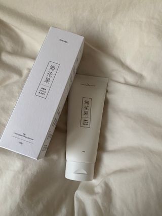 [베러오리진] 무화과 크리미 딥 폼 클렌저/피부 노폐물 & 미세먼지 99 세정 인증 민감성 피부 무자극 인증 — 5점을 준 리뷰어가 2021년 11월 올린 사용 사진