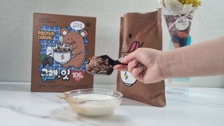 바디랩 체중조절용 프로틴시리얼 그래잇 — 5점을 준 리뷰어가 2022년 4월 올린 사용 사진