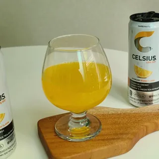 셀시어스 오리지널 325ml 에너지 비타민 피트니스 드링크(24can) 다이어트 음료 — 5점을 준 리뷰어가 2022년 5월 올린 사용 사진