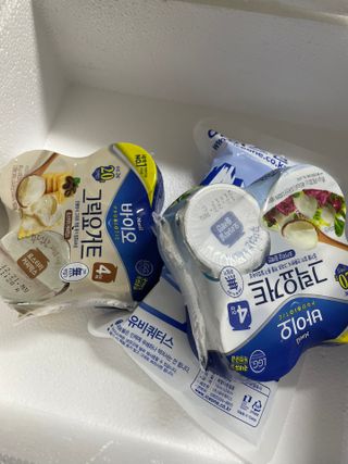 매일바이오 그릭요거트 오리지널 플레인 4개, 로스터리 커피믹스 4개 — 4점을 준 리뷰어가 2021년 12월 올린 사용 사진