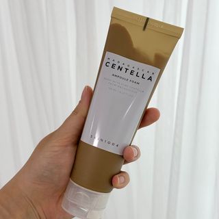 스킨1004 [SKIN1004] 마다가스카르 센텔라 앰플 폼 125ml — 5점을 준 리뷰어가 2024년 8월 올린 사용 사진