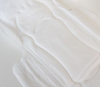 나우[템포] 템포 패드 내추럴 순면 생리대 SET(중형 슬림 + 대형 + 라이너) — 5점을 준 리뷰어가 2024년 5월 올린 사용 사진