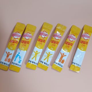 광동제약 [광동] 비타500데일리스틱 70포X2개 + 뚱랑이엽서 + 쇼핑백 증정 — 5점을 준 리뷰어가 2022년 1월 올린 사용 사진
