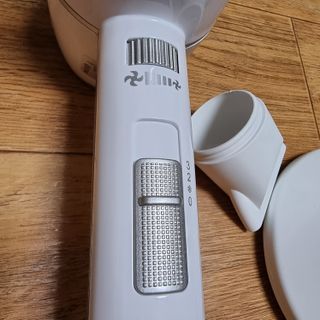 에프에이치아이코리아 마르세이유 사이클론 드라이기 — 4점을 준 리뷰어가 2021년 6월 올린 사용 사진