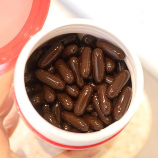 Swisse 스위스 고함량 프로폴리스 2,000mg 210정 — 5점을 준 리뷰어가 2021년 4월 올린 사용 사진
