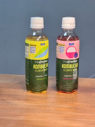 더그레잇티 콤부차 300ml *12개입 (오리지널 6개+베리리치 6개) — 5점을 준 리뷰어가 2022년 7월 올린 사용 사진