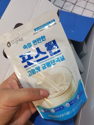 자연에온 마시는 프로틴 고함량 균형단백질 음료 포스틴 125ml 10개입 1BOX — 5점을 준 리뷰어가 2021년 3월 올린 사용 사진