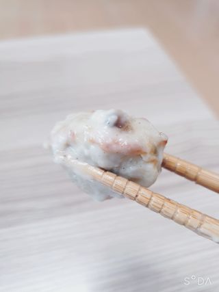 굽네몰 [굽네] 소스가 맛있는 닭가슴살 한입 볼 2종 8팩 — 5점을 준 리뷰어가 2021년 3월 올린 사용 사진